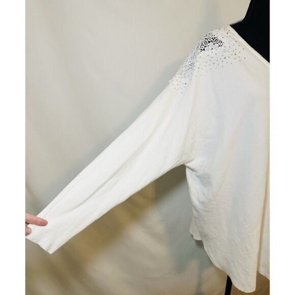 LIV Milano White Rhinestone Floral Emebllished V-Neck Sweater Women's Plus 1X - Picture 6 of 11